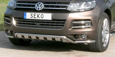 Решётка Seko в передний бампер d 16 мм Volkswagen Touareg II 2010-2020