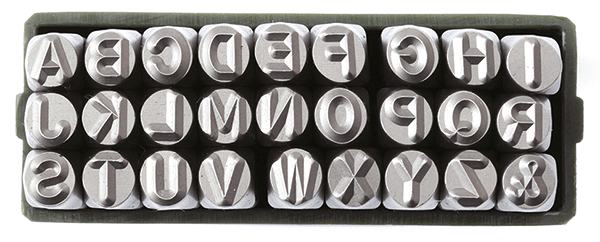 Набор клейм буквенных латиница Дело Техники 378208, 8 мм