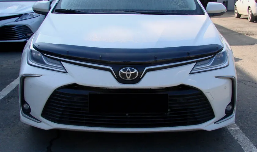 Дефлектор SIM для капота Toyota Corolla E210 2018-2020