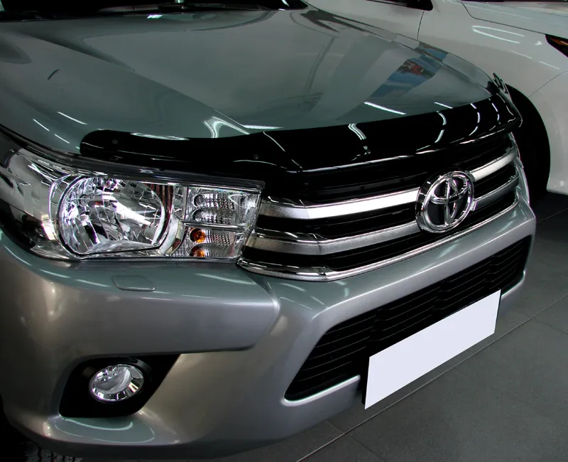 Дефлектор SIM для капота Toyota Hilux VIII 2015-2020
