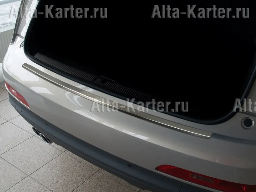 Накладка Avisa на задний бампер для Audi Q3 2011-2014 до рестайлинга