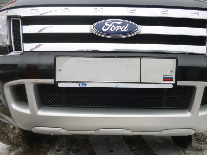 Сетка внешняя Arbori на бампер для Ford Ranger IV 2011-2020