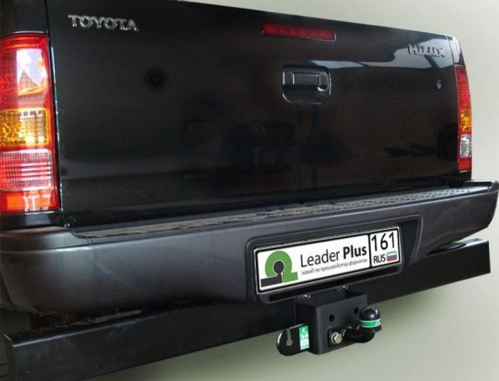 Фаркоп Лидер-Плюс для Toyota Hilux VII Double Cab N2 с подножкой 2008-2015