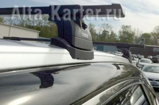Багажник на интегрированные рейлинги Thule SquareBar для Jaguar XF Sport универсал 2013-2020 (Прямоугольные дуги)