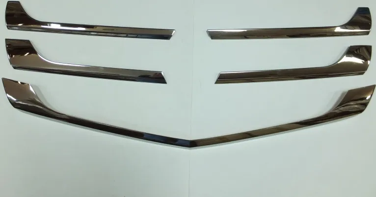 Накладка на решетку радиатора OMSA ВЕРХНЯЯ для Mercedes-Benz Sprinter Classic W909 2013-2020 (Россия)
