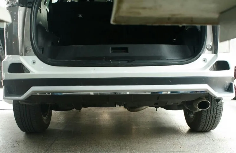 Спойлер Oem-Tuning на задний бампер для Toyota RAV 4 IV рестайлинг 2015-2020