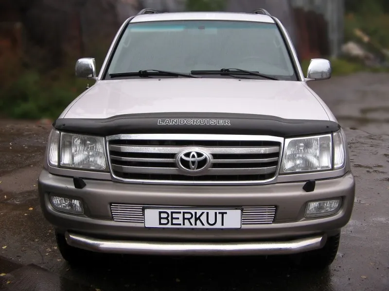 Накладка на решётку бампера Berkut d10 для Toyota Land Cruiser 100 2002-2007
