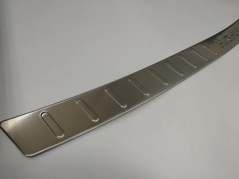 Накладка OEM-Tuning на задний бампер для Toyota Highlander III 2014-2020