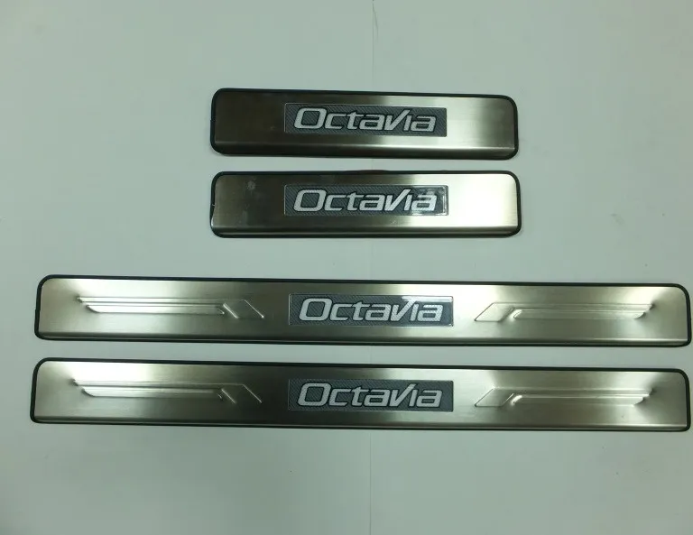 Накладки JMT на дверные пороги с логотипом и LED подсветкой для Skoda Octavia II 2013-2020