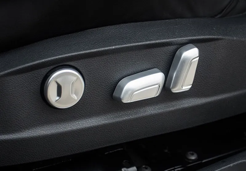 Окантовка OEM-Tuning на кнопки регулирования сидений для VW Passat B8 2015-2020