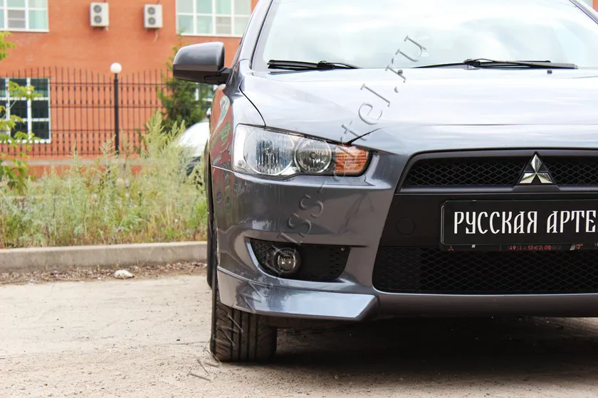 Накладка Русская Артель на передний бампер (клыки) для Mitsubishi Lancer 10 2007-2010 Глянец