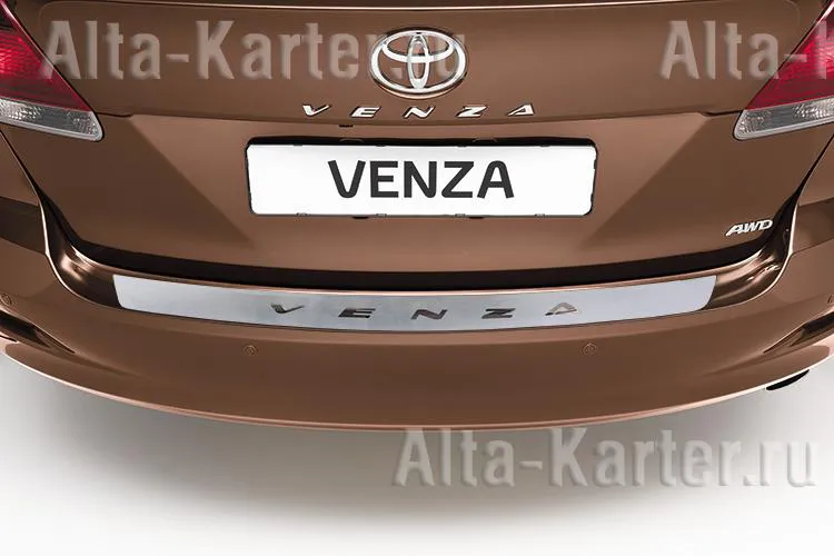 Накладка оригинальная на наружный порог багажника (с надписью) для Toyota Venza 2013-2020