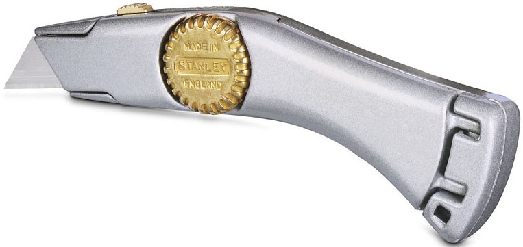 Нож с выдвижными лезвием Stanley 2-10-122 TITAN RB